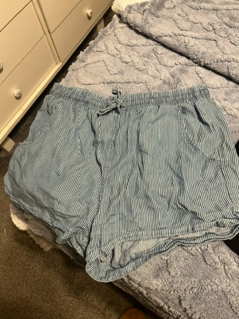 Universal Thread Striped Denim Pull On Shorts w/Tie Waist Size Large